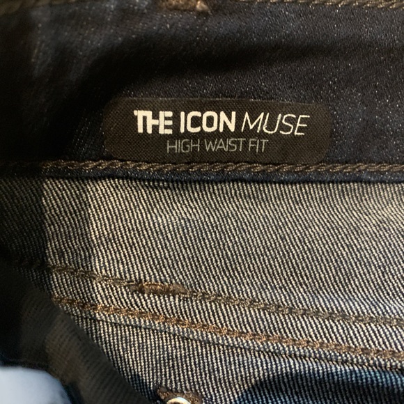 Joe’s Jeans High Waisted “The Icon Muse” Boot Cut Leg - Picture 4 of 5